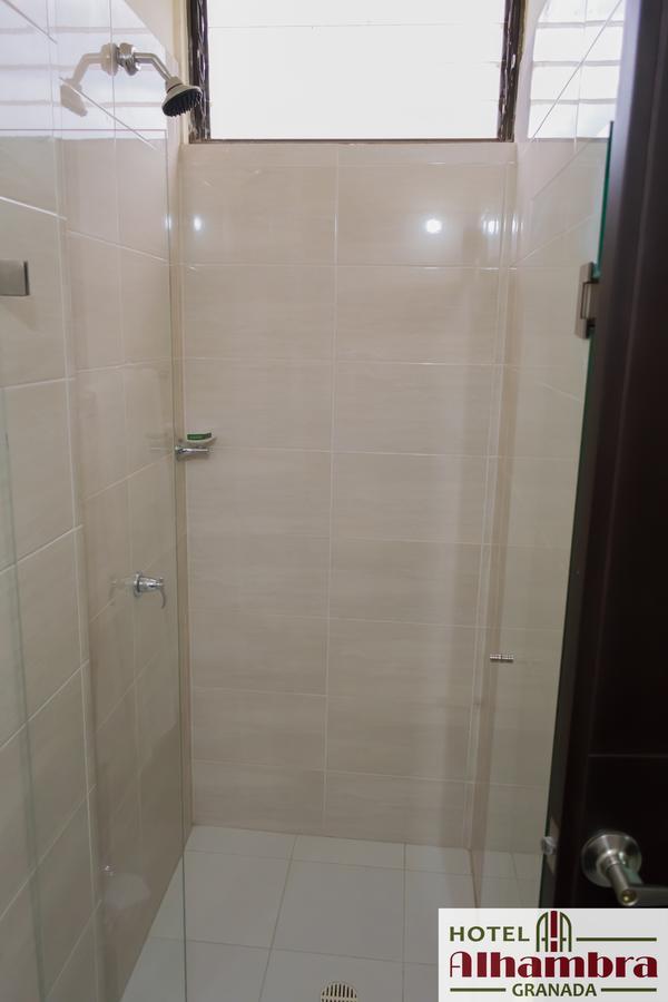 Hotel Alhambra Torre B กรานาดา ภายนอก รูปภาพ