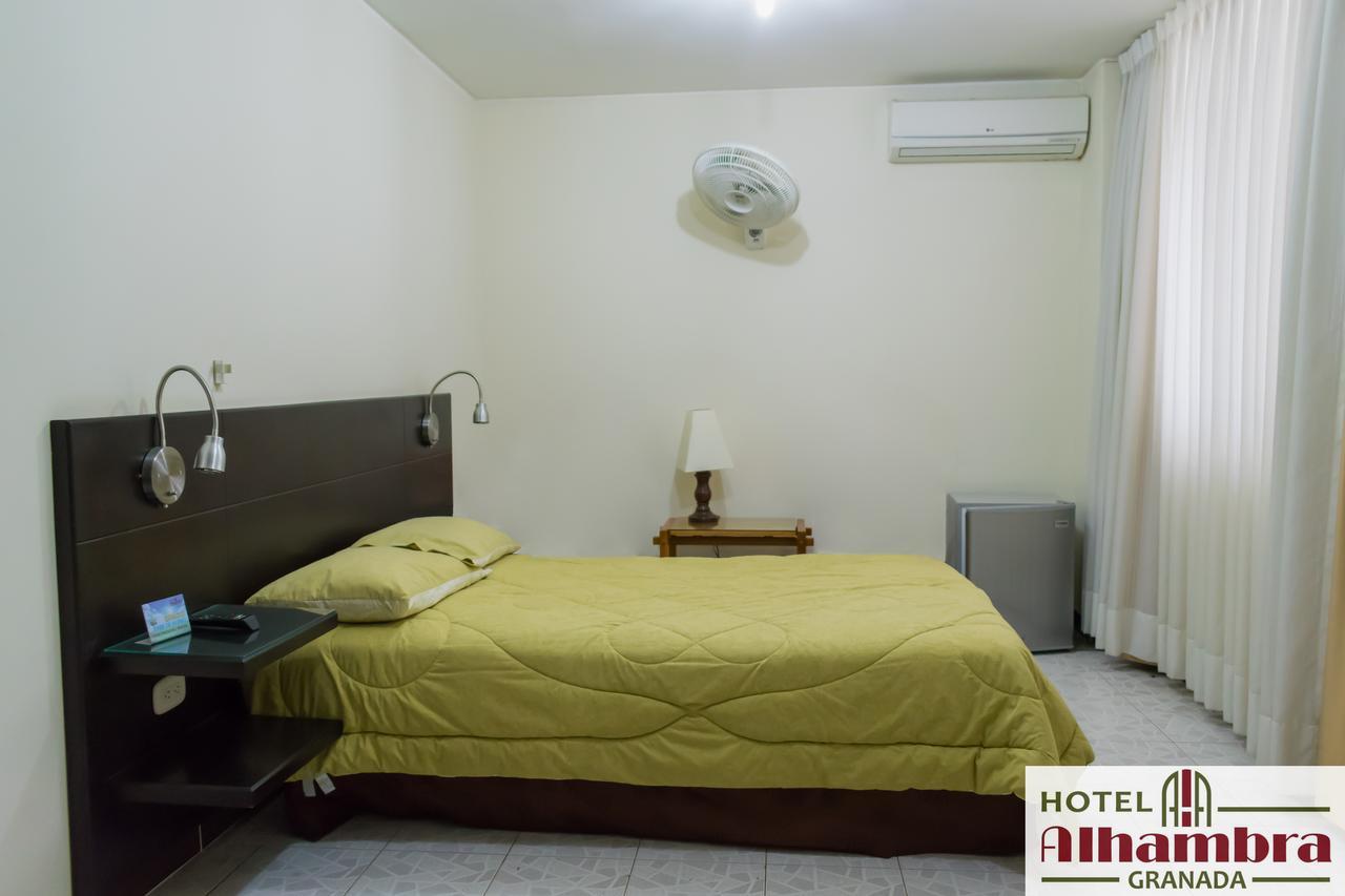 Hotel Alhambra Torre B กรานาดา ภายนอก รูปภาพ