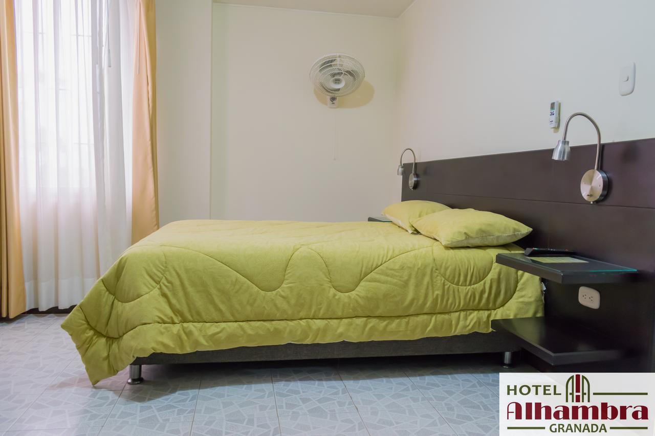 Hotel Alhambra Torre B กรานาดา ภายนอก รูปภาพ