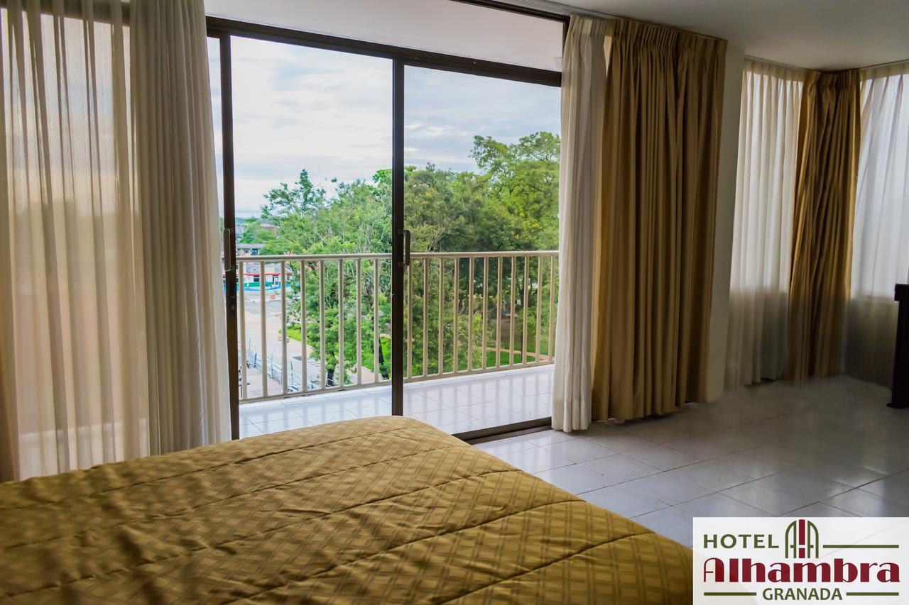 Hotel Alhambra Torre B กรานาดา ภายนอก รูปภาพ